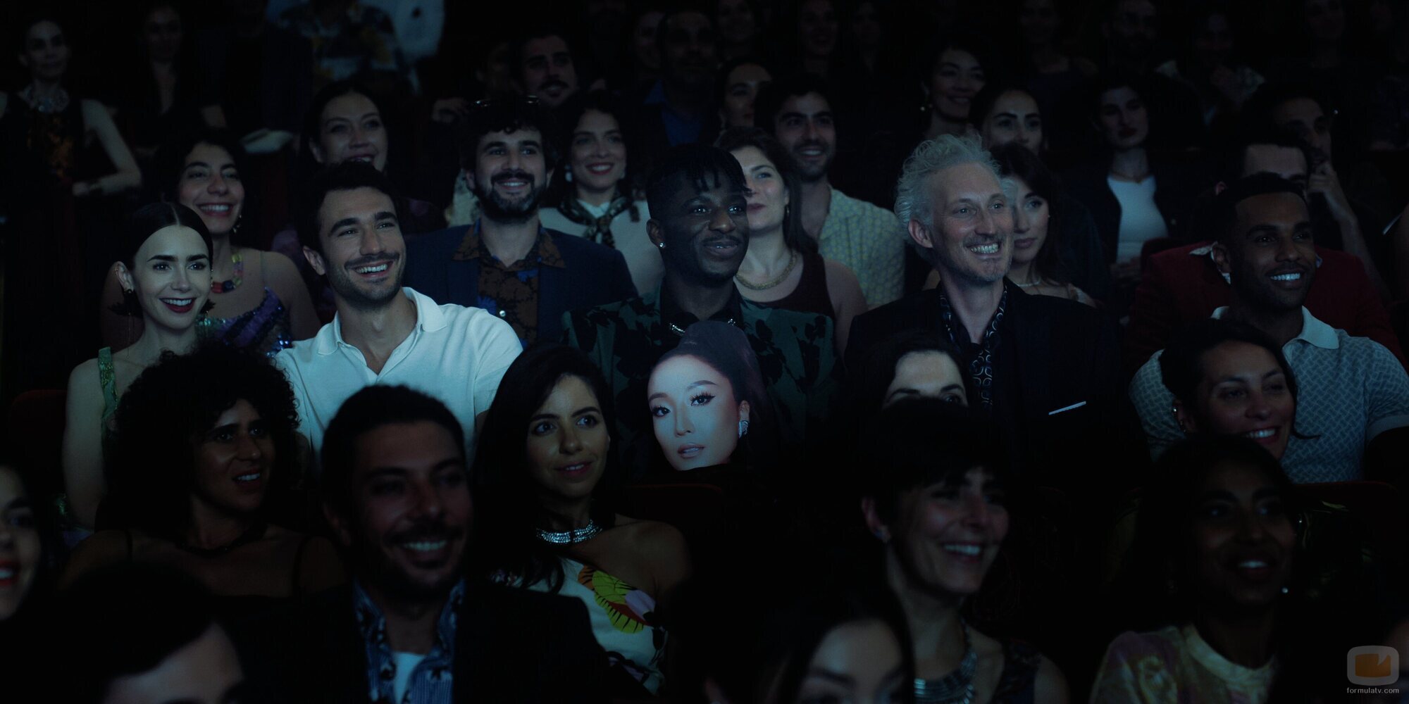 Capítulo 3 titulado 'Problemas con Intimissimi' de 'Emily en París'