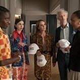 5x05 titulado '¡Bonjour, París' de 'Emily en París'