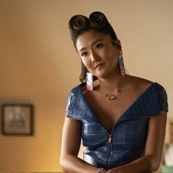 Ashley Park en 5x05 titulado '¡Bonjour, París' de 'Emily en París'