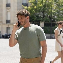 Capítulo 6 titulado 'En el que Emily va a la embajada' de 'Emily en París'