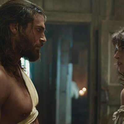 Can Yaman y Greta Ferro en 'El Turco'