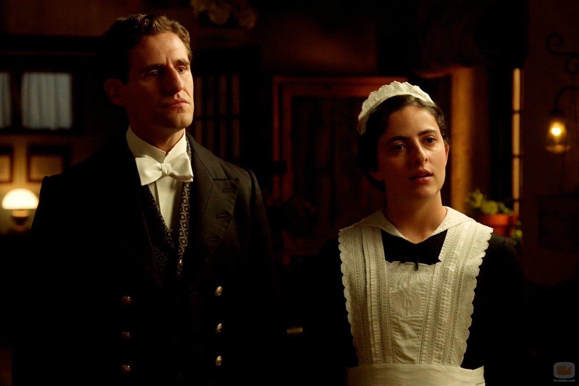 Enrique Fortún y Ángela Echaniz en 'Miércoles 10 de diciembre de 2025' de 'La promesa'