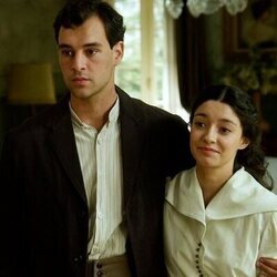 Xavi Lock y Marta Costa en 'Miércoles 31 de diciembre de 2025 (Parte 2)' de 'La promesa'