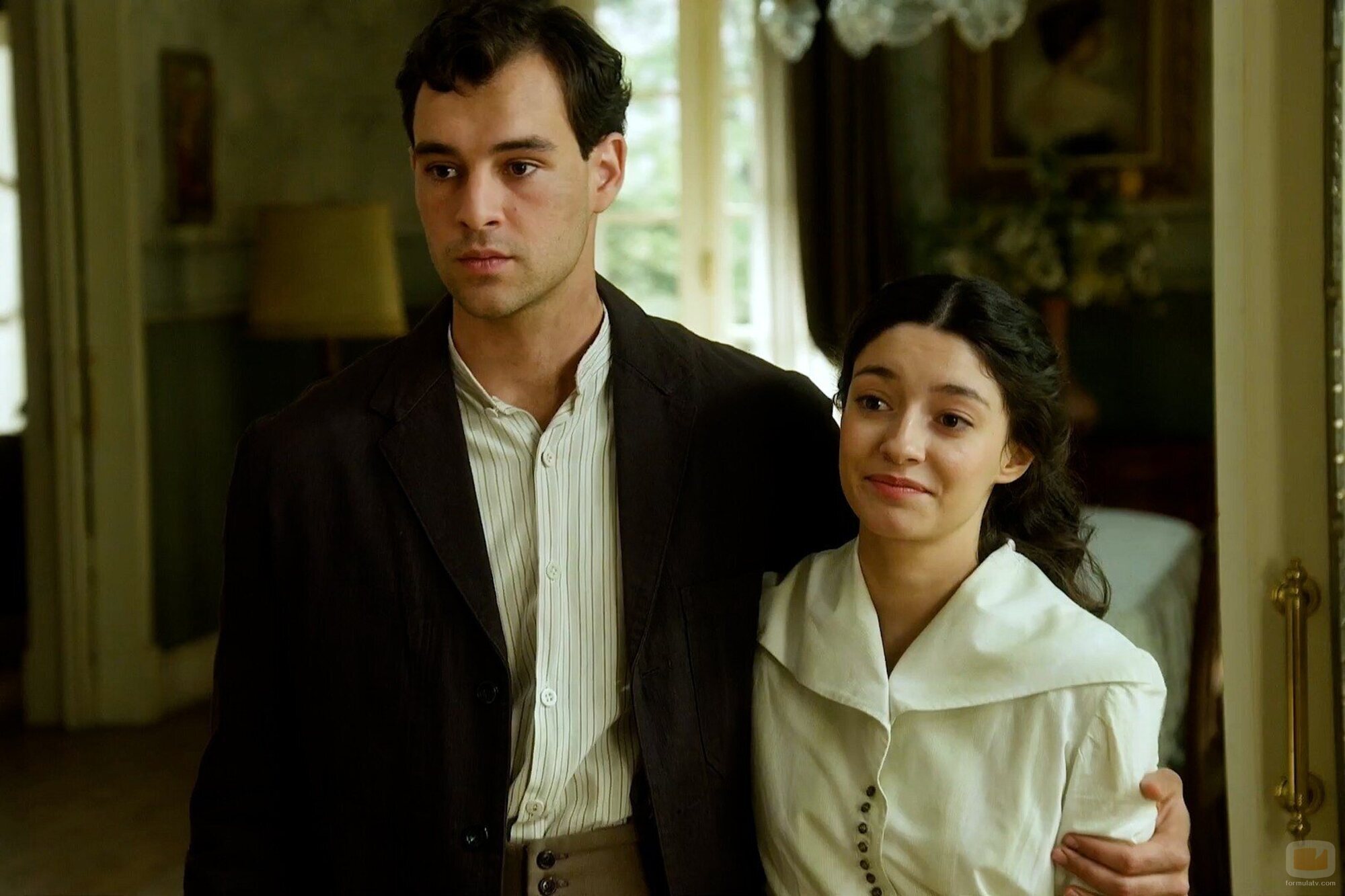 Xavi Lock y Marta Costa en 'Miércoles 31 de diciembre de 2025 (Parte 2)' de 'La promesa'