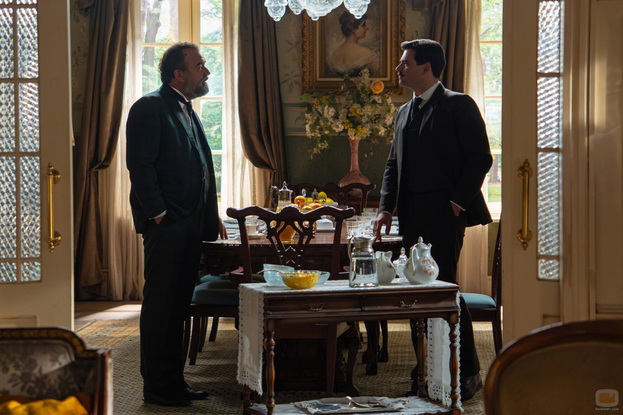 Arturo García Sancho y Manuel Regueiro en 'Jueves 8 de enero de 2026' de 'La promesa'