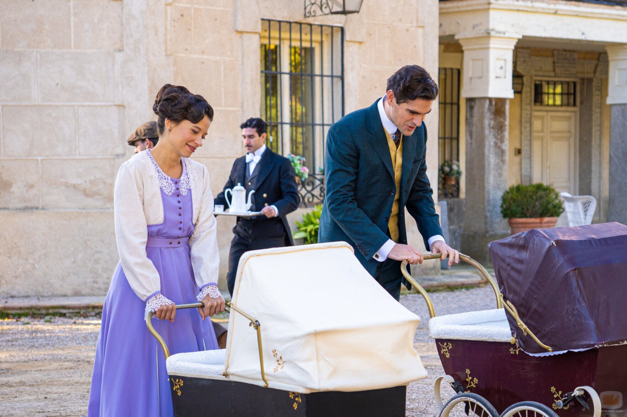 Gonzalo Ramos y Amparo Piñero en la temporada 5 y el capítulo 20 de 'La promesa'