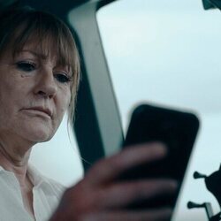 Holly Aird en el 1x07 de 'Secuestro en el aire'