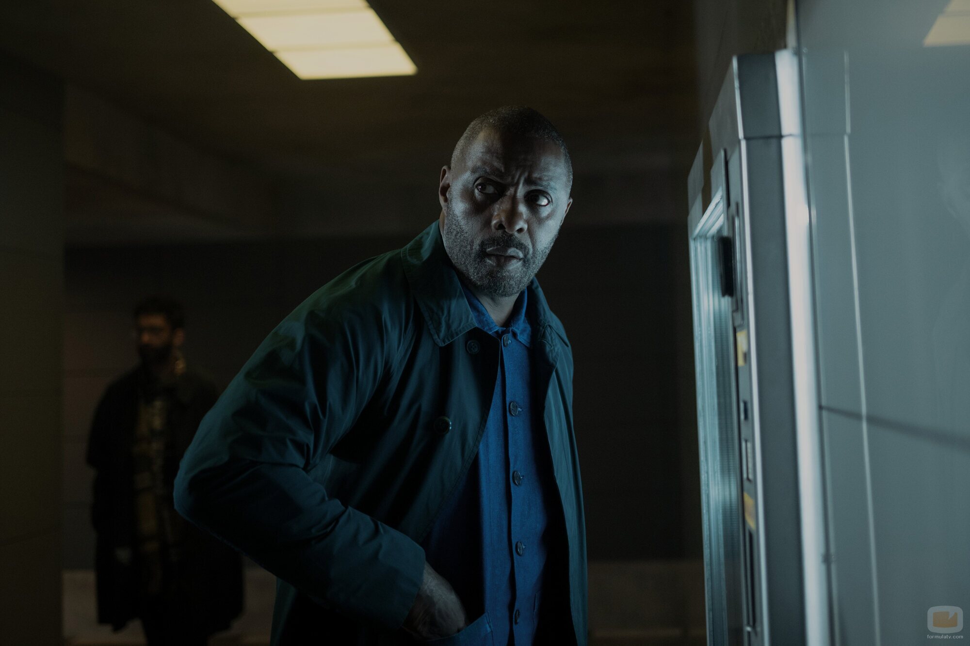 Idris Elba en el 'Señal' de 'Secuestro en el aire'