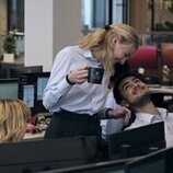 Sophie Turner en 1x01 titulado 'Completar o cancelar' de 'El robo'