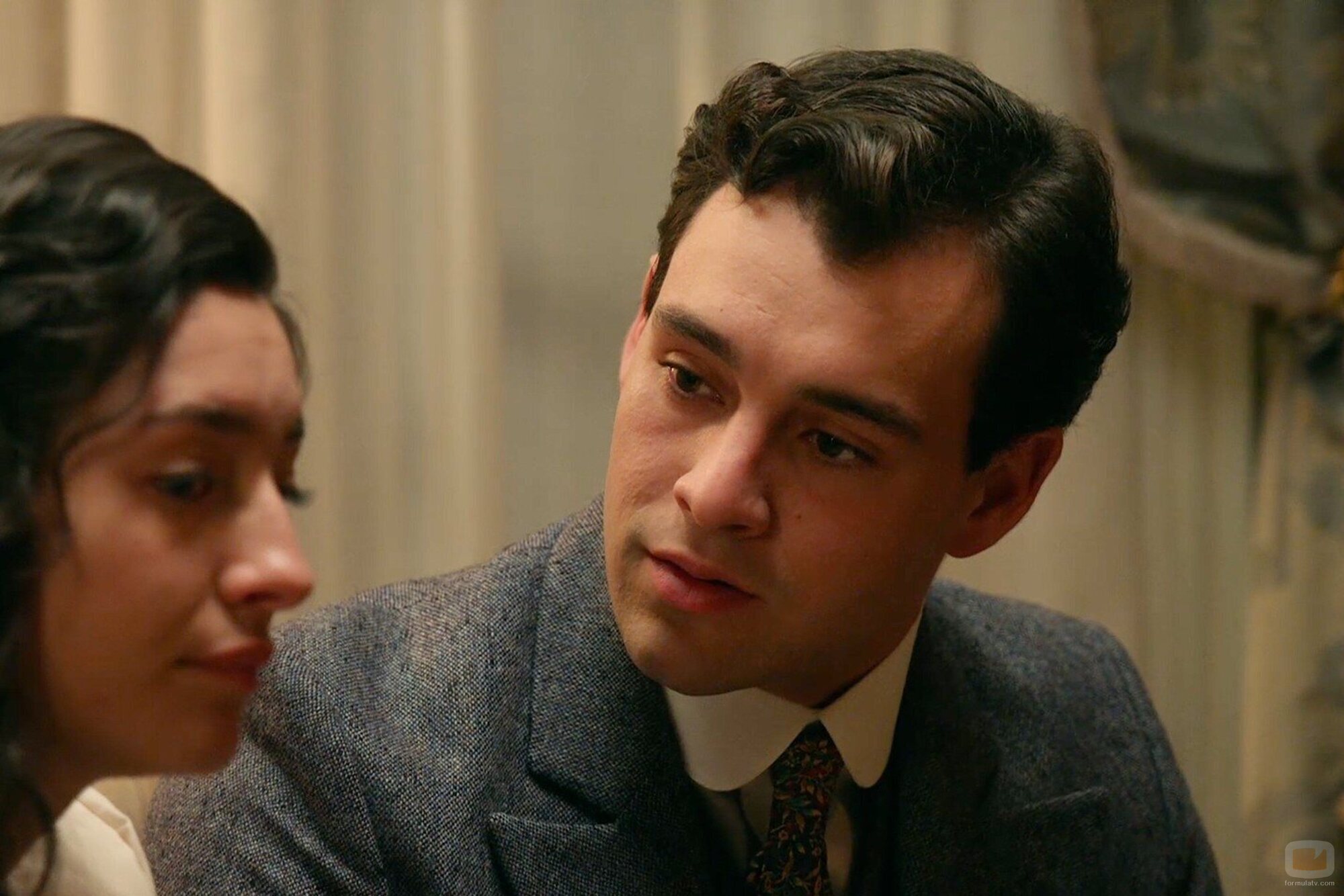 Marta Costa y Xavi Lock en 5x22 titulado 'Lunes 26 de enero de 2026' de 'La promesa'