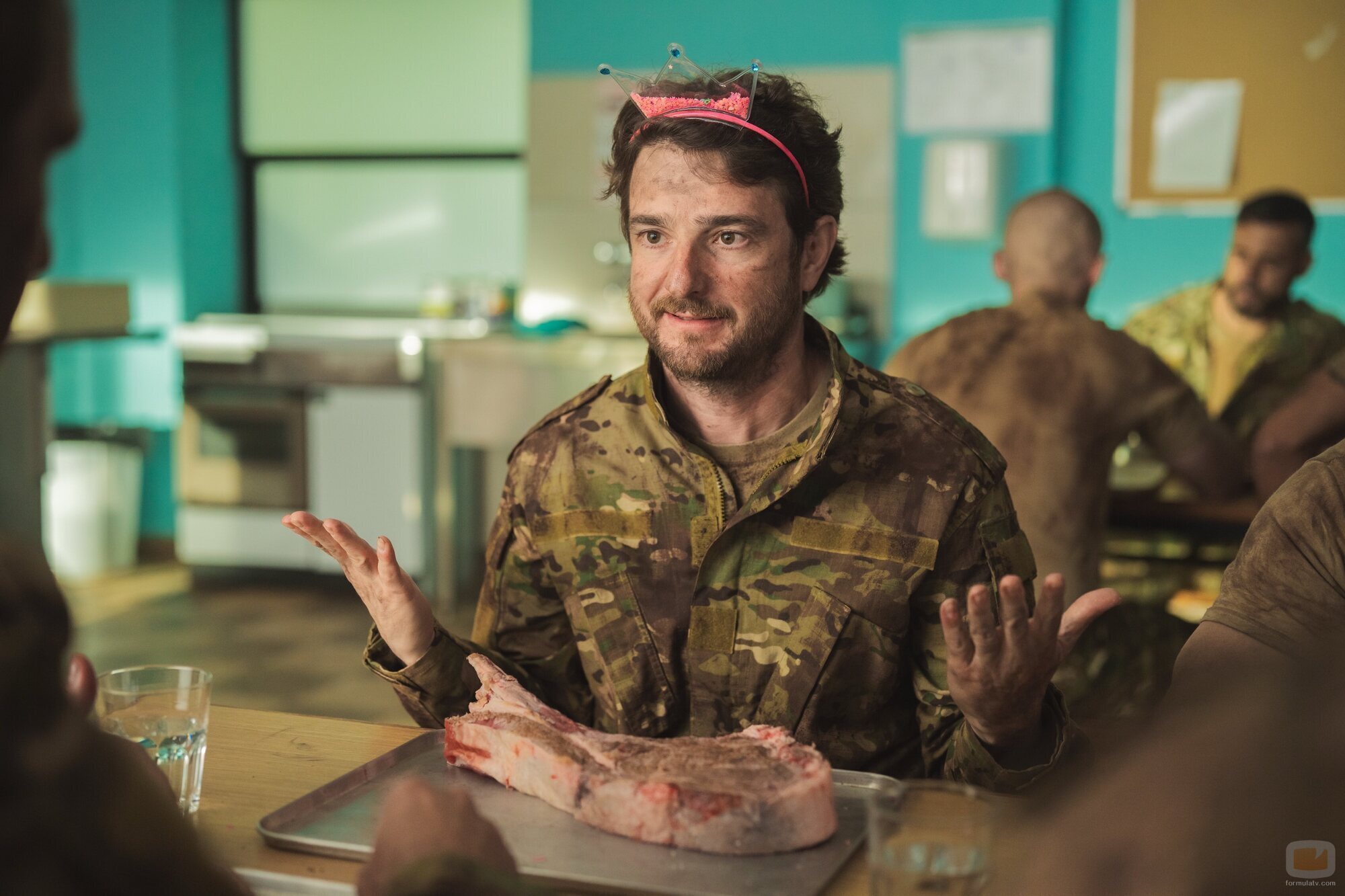 Gorka Otxoa en Capítulo 4 titulado 'Siempre se puede ser un poco más hetero' de 'Machos Alfa'