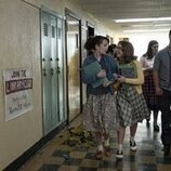 Matilda Lawler y Clara Stack en la temporada 1 y el capítulo 01 de 'It: Bienvenidos a Derry'