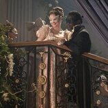 Hannah Dodd y Victor Alli en 'El vals' de 'Los Bridgerton'