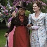Ruth Gemmell y Adjoa Andoh en el 4x02 de 'Bridgerton'