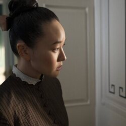 Escena de Yerin Ha en la temporada 4 y el capítulo 02 de 'Los Bridgerton'