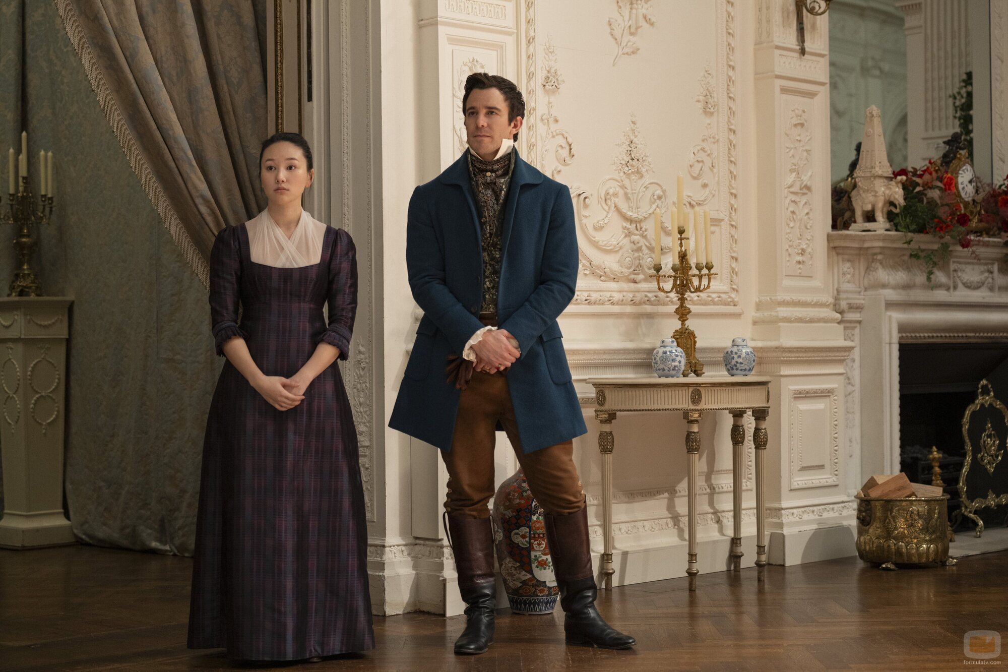 Yerin Ha y Luke Thompson en 4x04 'Te doy mi corazón' de 'Los Bridgerton'