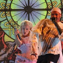 Dora & Marlon Collins, en la Primera Semifinal del Benidorm Fest 2026