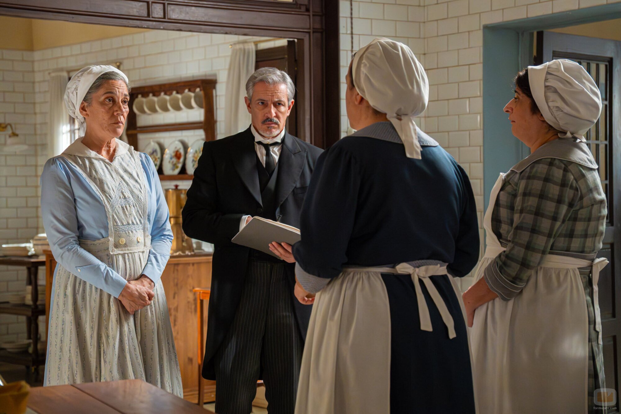 5x31 titulado 'Lunes 9 de febrero de 2026' de 'La promesa'