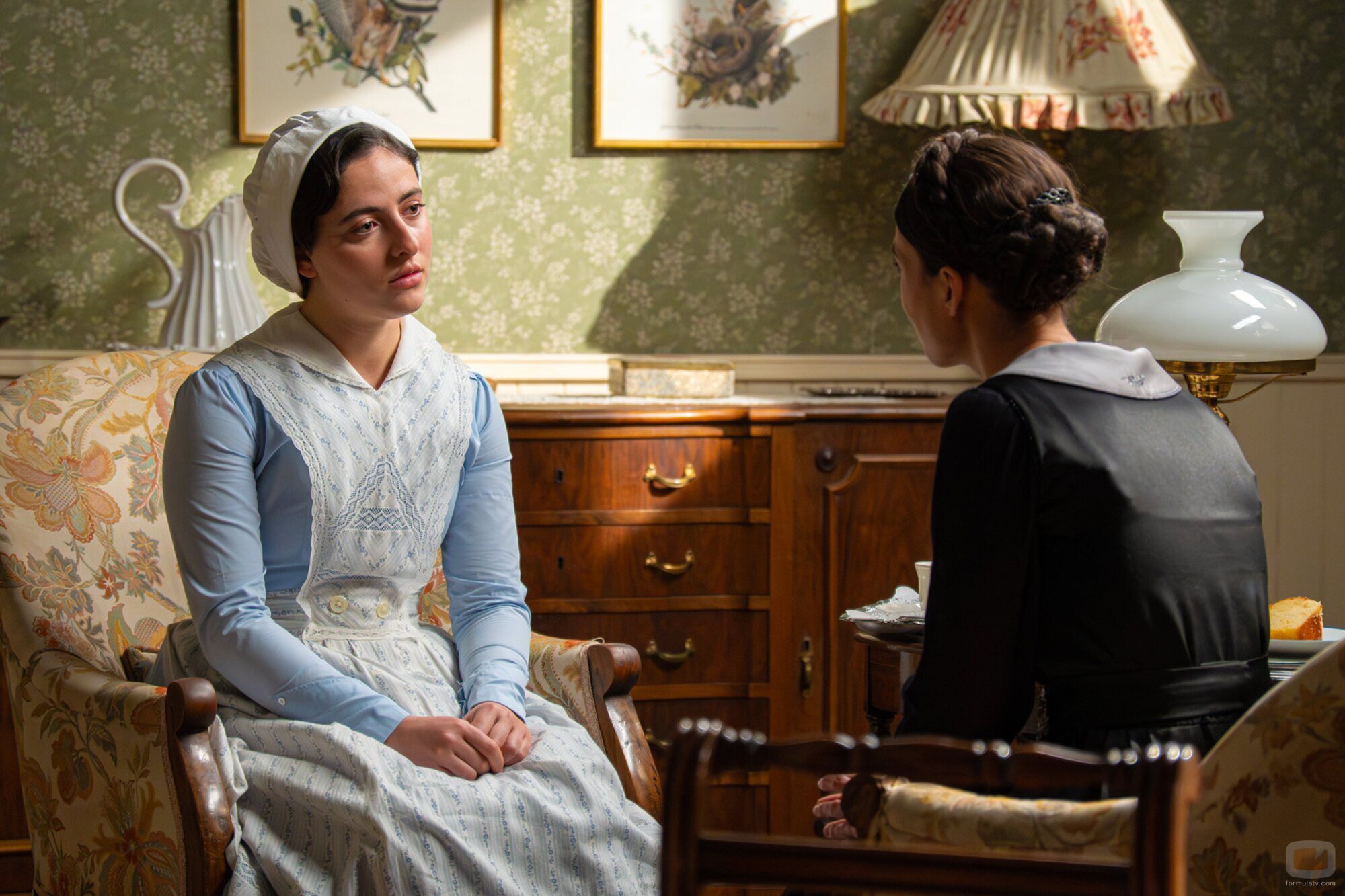 Andrea Del Río y Ángela Echaniz en 5x32 titulado 'Martes 10 de febrero de 2026' de 'La promesa'