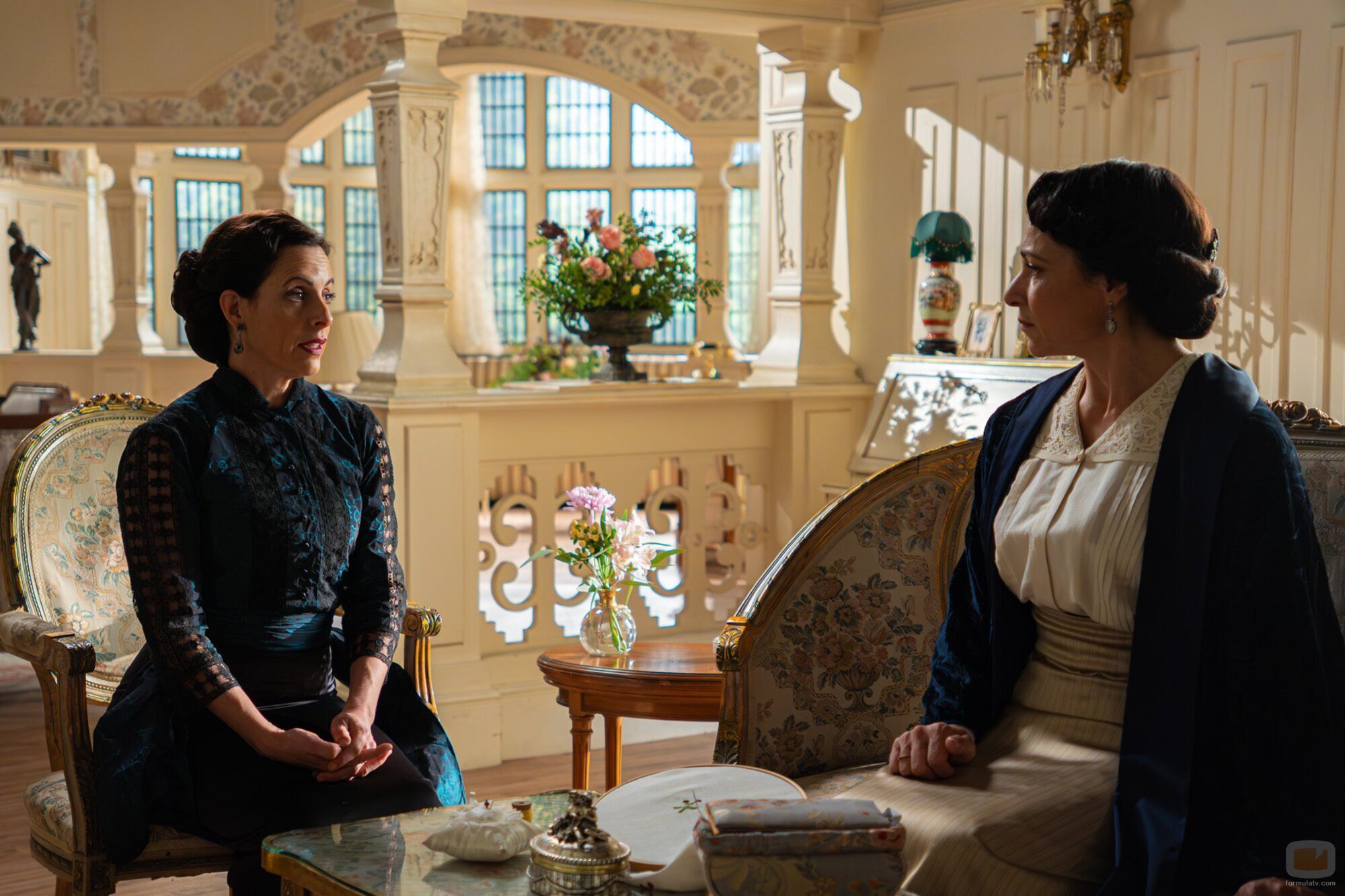 Cristina Fernández Pintado y Isabel Serrano en Capítulo 33 titulado 'Miércoles 11 de febrero de 2026' de 'La promesa'