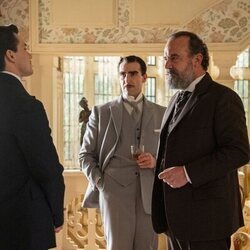 Manuel Regueiro y Guillermo Serrano en 'Viernes 13 de febrero de 2026' de 'La promesa'