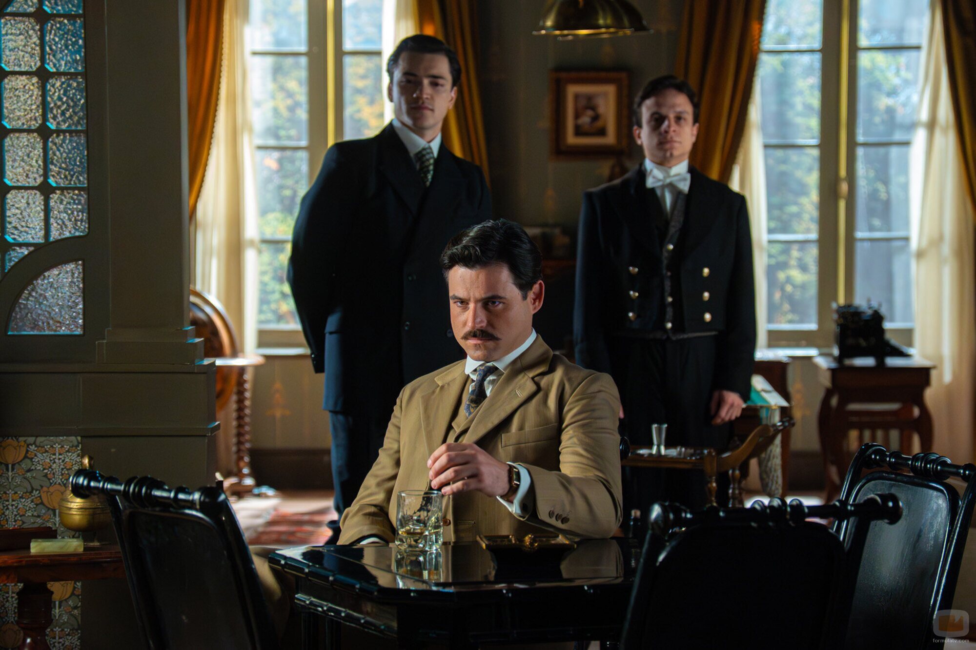 Arturo García Sancho y Juan Perales en el 5x38 de 'La Promesa'