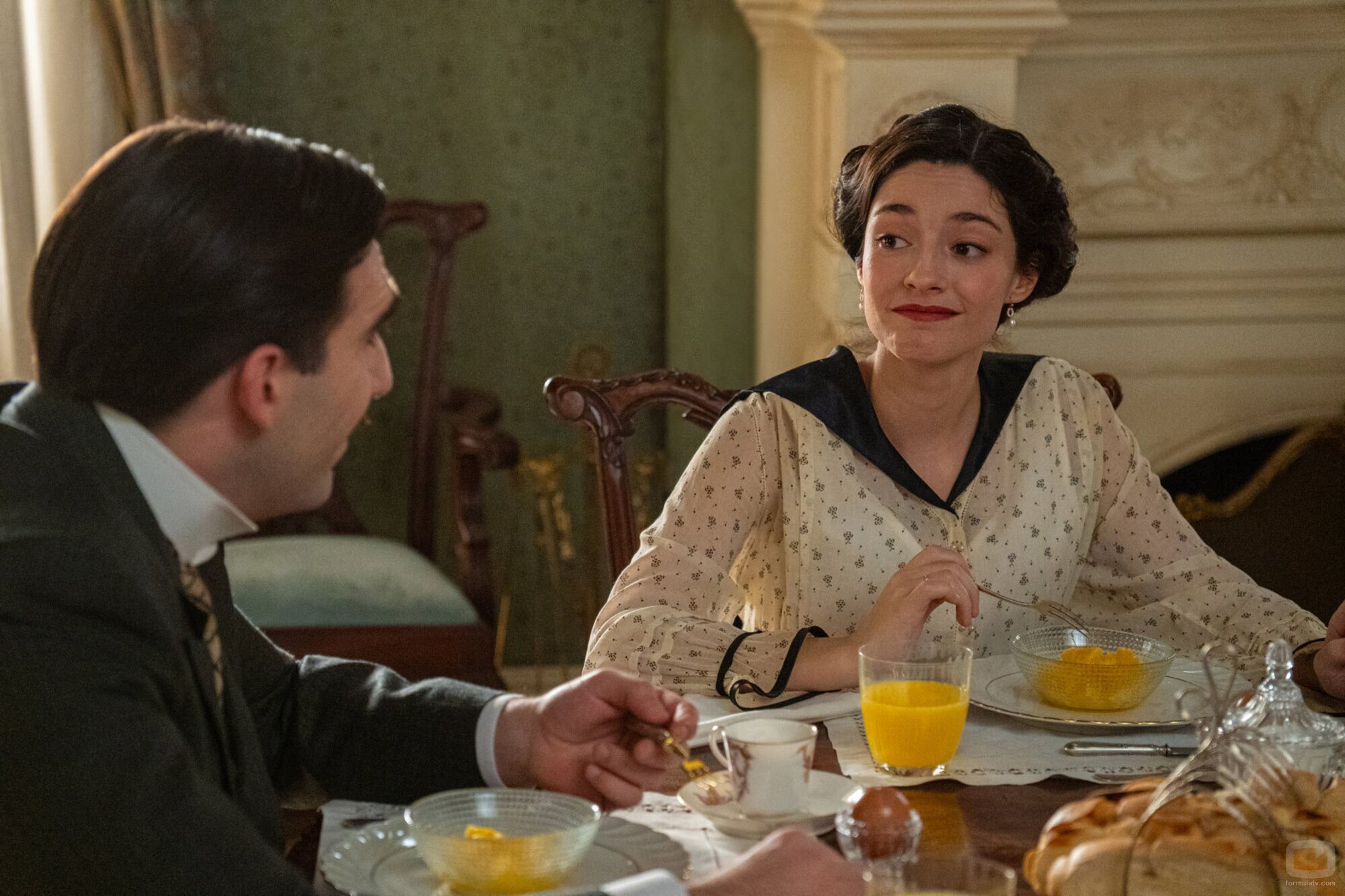 Marta Costa y Guillermo Serrano en el 5x40 de 'La Promesa'