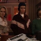 Imagen de 'El velatorio' de 'How to Get to Heaven from Belfast'