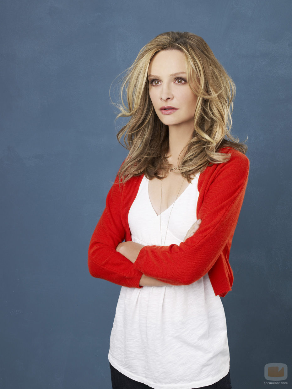 Calista Flockhart posando para la serie 'Cinco Hermanos'