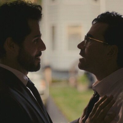Jacob Gutierrez y Dan Levy en 'Haré LO QUE SEA para sobrevivir' de 'Errores épicos'