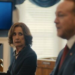 Laurie Metcalf en el 1x04 de 'Errores épicos'