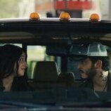 Laurie Metcalf y Boran Kuzum en el 1x05 de 'Big Mistakes'