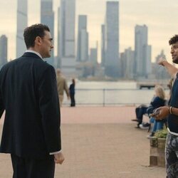 Dan Levy y Jacob Gutierrez en 'El que se mete con mi familia, se mete conmigo' de 'Big Mistakes'