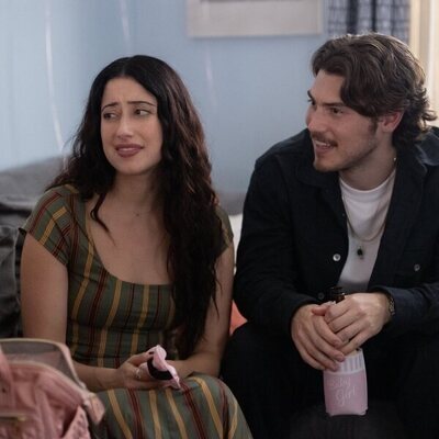 Jack Innanen y Taylor Ortega en el 1x06 de 'Errores épicos'