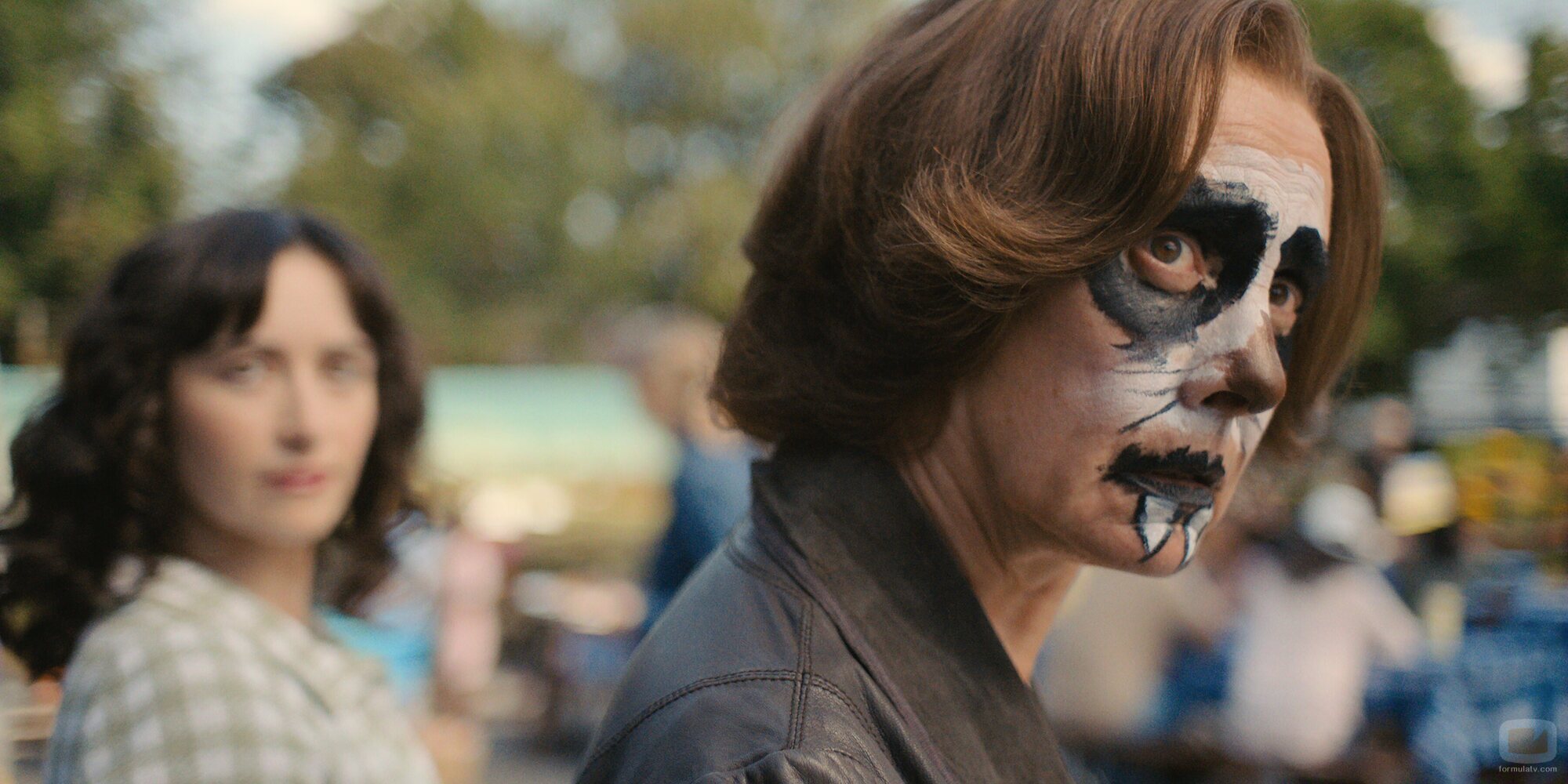 Laurie Metcalf en 1x06 'El que se mete con mi familia, se mete conmigo' de 'Errores épicos'