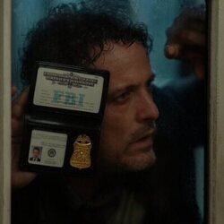 David Lyons en 1x01 titulado 'Perro loco' de 'La bestia en mí'