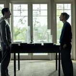 Matthew Rhys y Claire Danes en 'Perro loco' de 'La bestia en mí'