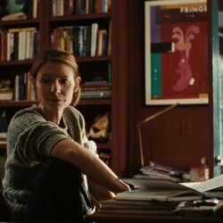 Imagen de Claire Danes en el 1x01 de 'La bestia en mí'