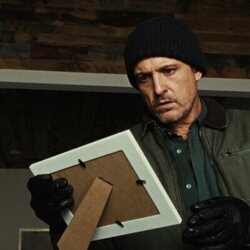 David Lyons en 1x03 titulado 'Secreto a voces' de 'La bestia en mí'