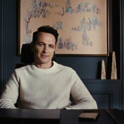 Imagen de Matthew Rhys en la temporada 1 y el capítulo 03 de 'La bestia en mí'