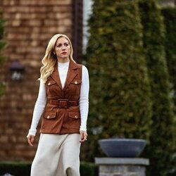 Brittany Snow en 1x03 'Secreto a voces' de 'La bestia en mí'