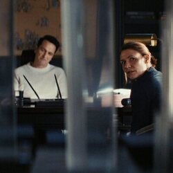 Matthew Rhys y Claire Danes en 'Secreto a voces' de 'La bestia en mí'