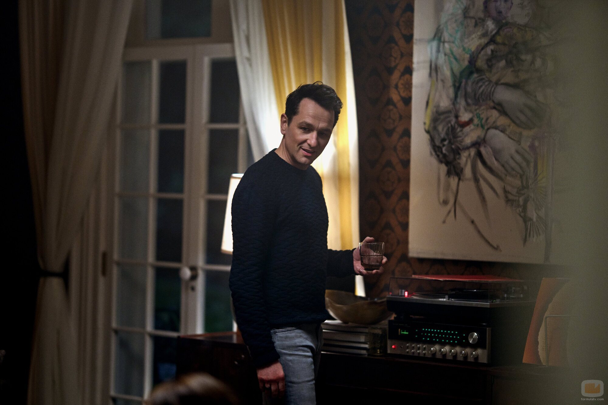 Matthew Rhys en el 1x05 de 'The Beast in Me'