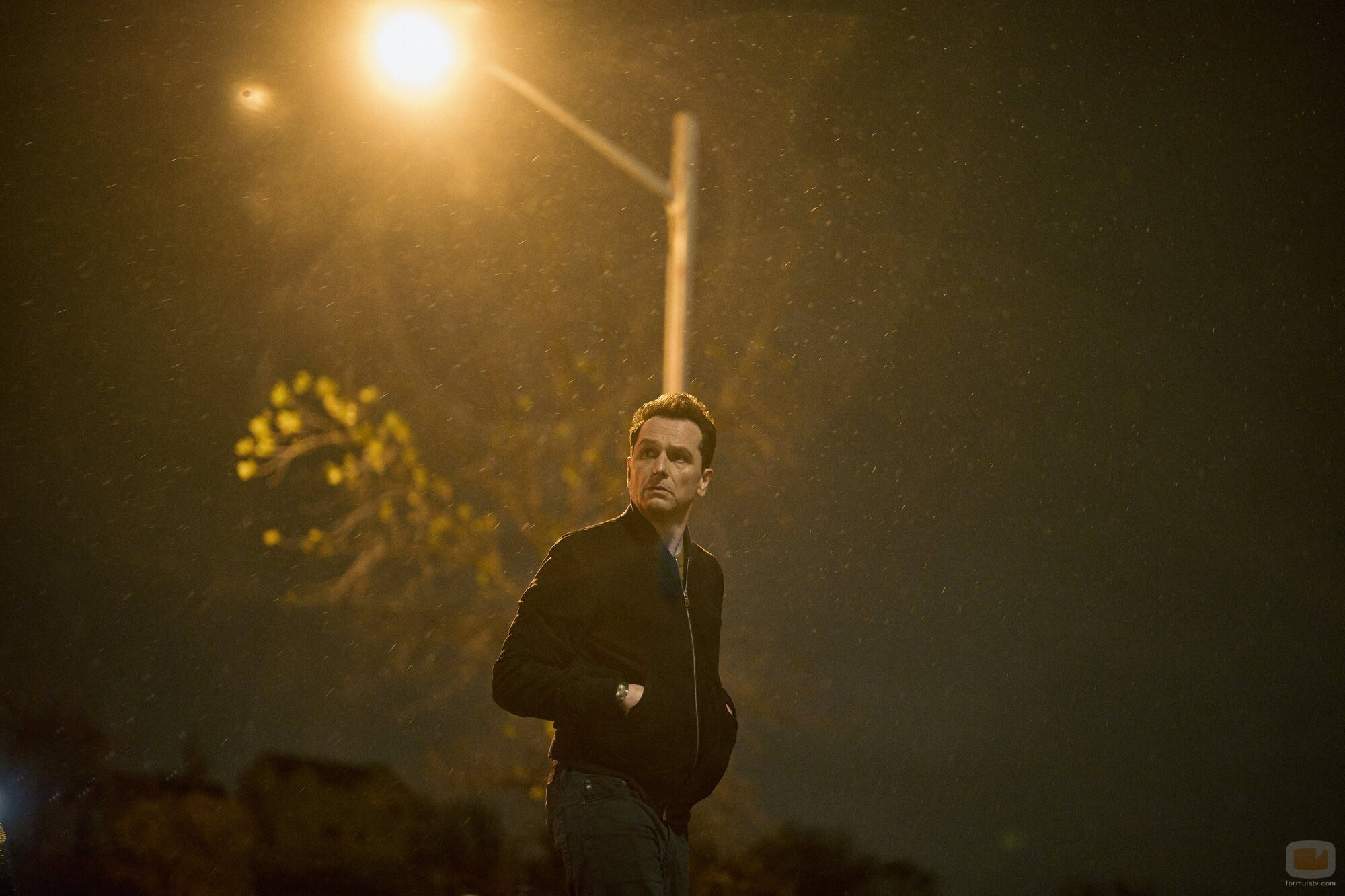 Matthew Rhys en el 1x05 de 'La bestia en mí'