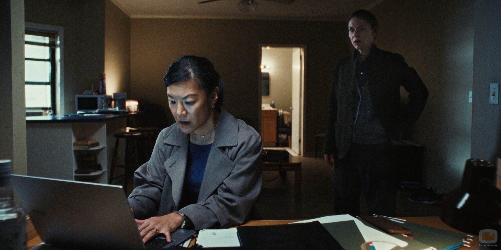 Claire Danes y Hettienne Park en 'La bestia en mí' de 'La bestia en mí'