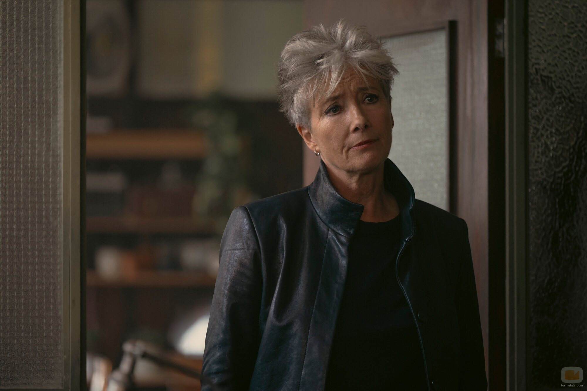 Emma Thompson en 'Verdad a medias' de 'El misterio de Cemetery Road'