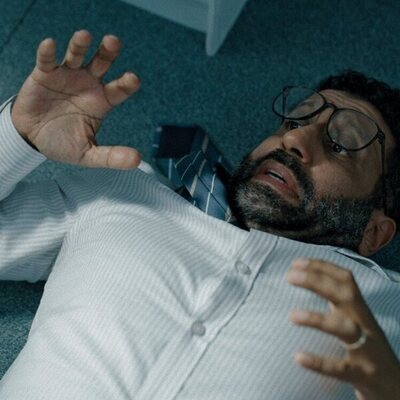 Adeel Akhtar en 'Trabajo sucio' de 'Down Cemetery Road'