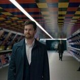 Tom Riley en 'Trabajo sucio' de 'Down Cemetery Road'