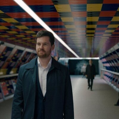 Tom Riley en 'Trabajo sucio' de 'Down Cemetery Road'