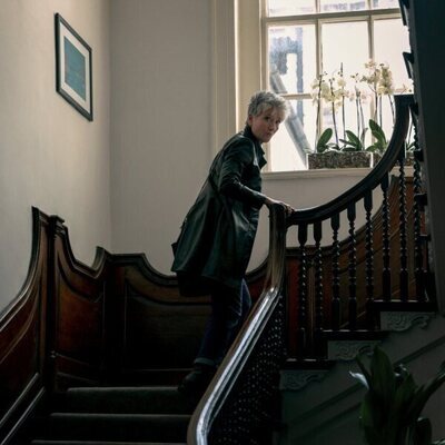 Emma Thompson en 'Mis amigos no me quieren' de 'Down Cemetery Road'